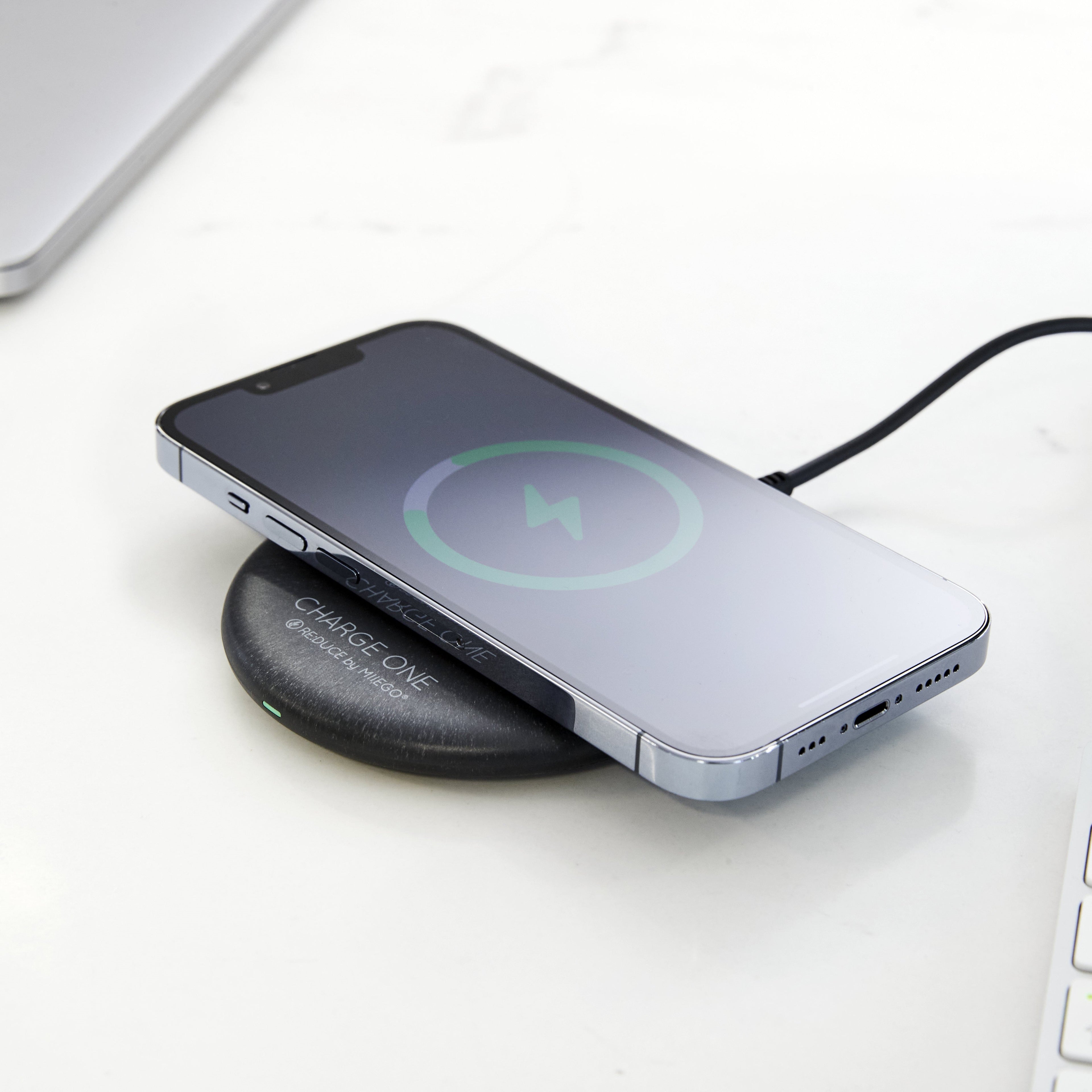 CHARGE ONE RE:DUCE - Trådløs Charger